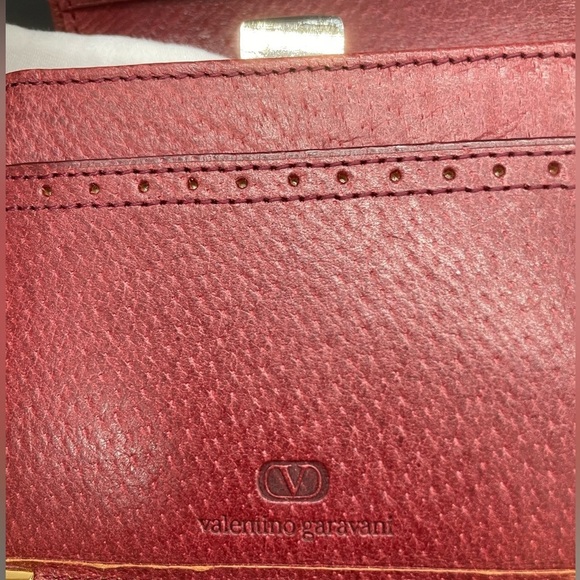 Valentino Garavani Red Kisslock Coin Pouch Snap Closure Wallet - Picture 13 of 17